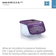 Tupperware GARLIC KEEPER 2.3L bekas bawang (compact size)