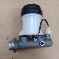 MITSUBISHI PAJERO 4M40 TURBO BRAKE MASTER PUMP (MB-699830)