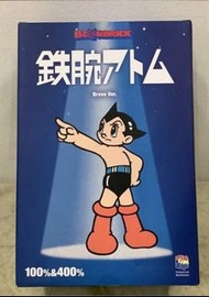 全新 現貨 BEARBRICK 小飛俠阿童木 (睡覺版本) 100%+400%