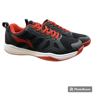 SEPATU LINING BADMINTON BULUTANGKIS ULTRAMAX ULTRA MAX