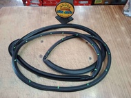 ยางขอบกระจกประตู  SUNPHA 80830- 50Y00. นิสสัน  NISSAN. B13. หน้า  ขวา.   ราคา  490 บาท