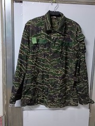 國軍公發，數位虎斑迷彩上衣