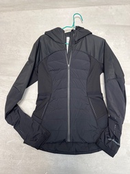 Lululemon 女士黑色羽絨外套, Size 6