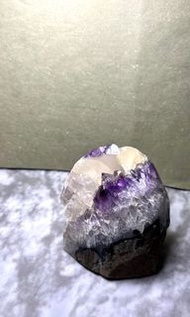 紫水晶方解石座 白水晶包邊