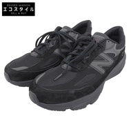 Like new New Balance Triple Black V6 low-top sneakers, men's, size 28cm, U990BB6, size 10 (US).