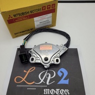 MITSUBISHI TRITON PAJERO SPORT DAKAR 2009-2015 AUTOMATIC INHIBITOR SWITCH