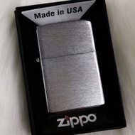 Zippo Armor Brushed Brass Lighter