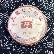 店主推薦 普洱熟茶 2006年大益7572批601  357克/餅，10克體驗包售價