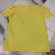 Yellow Pearly Top