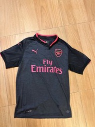 Arsenal Ozil 球衣