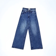 Chewa Straight Jeans - ยีนส์ขากระบอก - J49