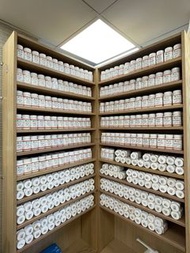 Billy櫃加層板，餘一個