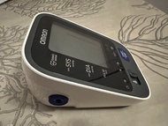 Omron M7 Intelli IT HEM-7322T-E 血壓計