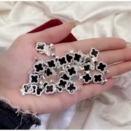 Yurisliver 4-leaf clover pendant