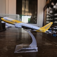 Singapore Airlines Boeing 747 777 Aircraft Model Tiger Air Airbus 320 Scoot 777 Die-cast Alloy Plane
