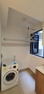 Indoor And Outdoor Retractable Laundry Rack (Made In Singapore) Suitable for Condo and HDB