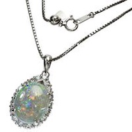 สร้อยคอผู้หญิงมือสองประดับโอปอล 4.45 กะรัตและเพชร 1.01 กะรัตในแพลตตินัม (Pt900/Pt850) น้ำหนัก 13.0 ก