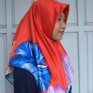 SQUARE SCRAFT HIJAB