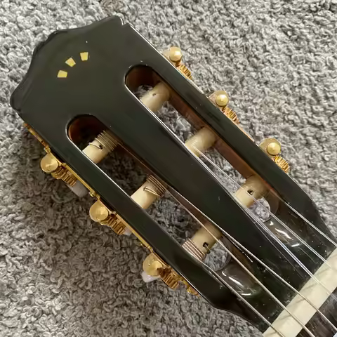 I035 Cordoba Iberia C5CET 39'Classical Guitar Solid SpruceTop Natural Thin Body Design 19 Frets Rose