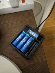AA/ 5號 電池充電器