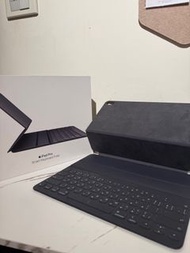 二手-7成新 Apple鍵盤式聰穎雙面夾 12.9 吋 iPad Pro 型號：A2039