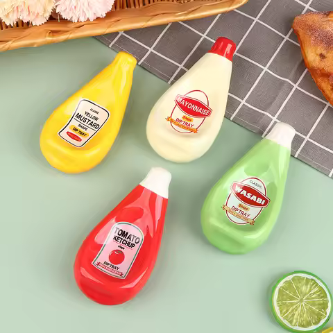 1Pc Creativity Tomato Shaped Plates Soy Sauce Dish Tomato Sauce Dish Salad Dressing Seasoning Dish T