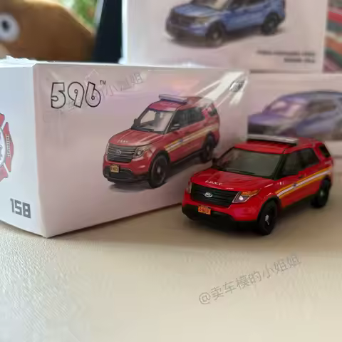 596 1:64 Explorer New York Fire SUV Police Car Camaro Alloy Model Collection Ornament