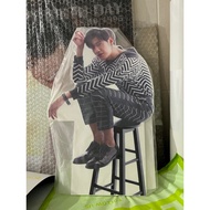 Standy Lion Sedentary Get From The Auction With Main House