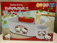 Sanrio Hello Kitty 電動流水麵機