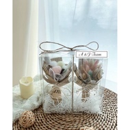 两束迷你花束礼盒Size :H:18cm W:18cm