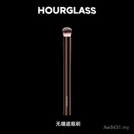 Medium Genuine Makeup Brush Concealer Brush Detail Brush HOURGLASS Crescent Foundation Brush HG Dist