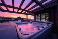 Blue Horizon Chalet 4 Bedroom Home
