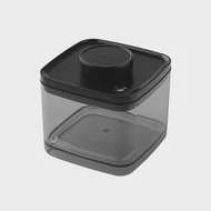 ANKOMN｜Turn-N-Seal 真空保鮮盒 1.5公升 半透明黑(1入)