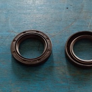 Oil Seal TC 12 x 28 x 7 Oil Seal TC 12 28 7 Oil Seal 12x28x7 zg