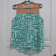 TOP GREEN CREAMWanita