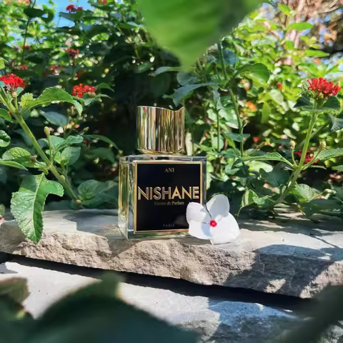 100ml Unisex Fresh Floral Perfume Long-Lasting Elegant Fragrance with 8 Distinct Notes for A Unique 