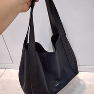 coach shoulder bag (PRELOVED)