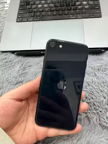 Apple iPhone SE 3 2022 5g SmartPhone Apple A15 4.7inch LCD Screen 12MP Camera 2018mAh Battey IOS Ori