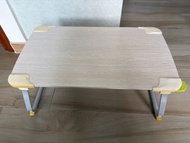 Foldable Mini Table 摺疊式床上桌