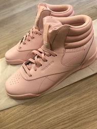 全新Reebok女裝粉紅色高筒波鞋運動鞋classic
