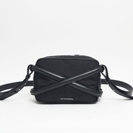 Tas pria original - Alexander McQueen The Harness Nylon Camera Bag