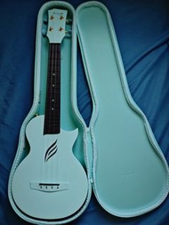 Enya nova u 碳纖維 Ukulele "23吋  tiffany色
