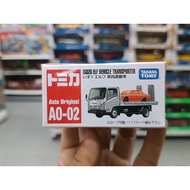 Mô hình Tomica AO-02 Isuzu ELF Carrier Truck - LICCA