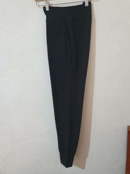全新正品3280🔥Roots 女 高彈性 吸排透氣快乾 瑜珈 慢跑 高爾夫球 自行車 訓練 運動 縮口 長褲 黑色XS