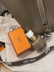 Hermes 大象灰 Hermes nail polish Hermes 指甲油 大象灰 Hermes nail polish #80 情人節禮物