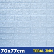 wallpaper dinding 3 d foam - biru muda