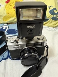 Olympus 35 DC Camera 跟 National PE-200S Flash閃光燈