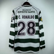 01 03ชุดกีฬาฟุตบอลลิสบอนสไตล์เรโทรที่บ้านเสื้อฟุตบอลแขนยาวและแขนสั้นเสื้อฟุตบอล C.ronaldo #28