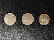 香港1997年回歸紀念硬幣3個，並非全新，5元+2元+1元