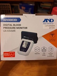 AND UA-654MR 數位血壓計